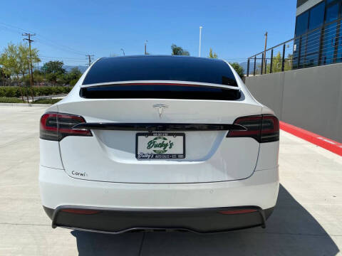 2023 Tesla Model X Standard Range