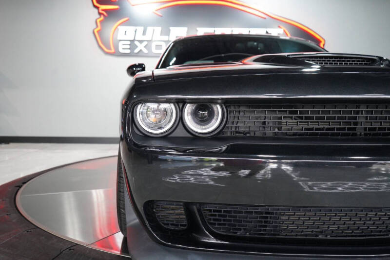 2015 Dodge Challenger SRT Hellcat