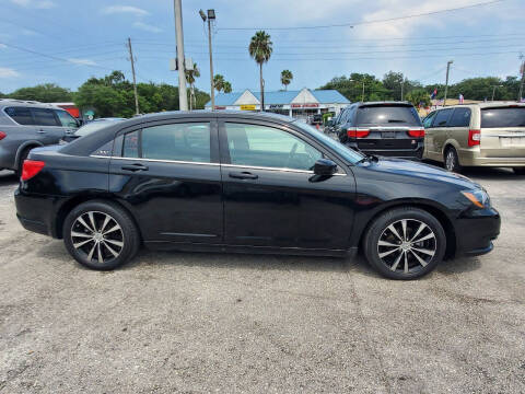2014 Chrysler 200 Touring