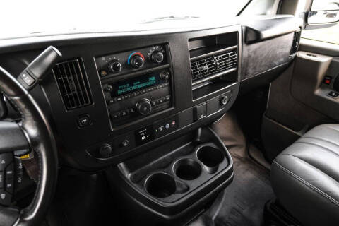 2023 Chevrolet Express 2500