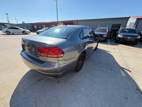 2014 Volkswagen Passat 1.8T S