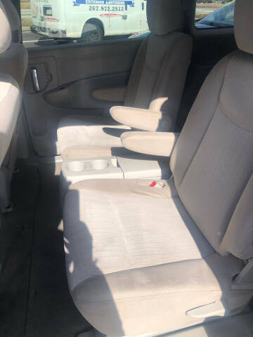 2017 Nissan Quest SV