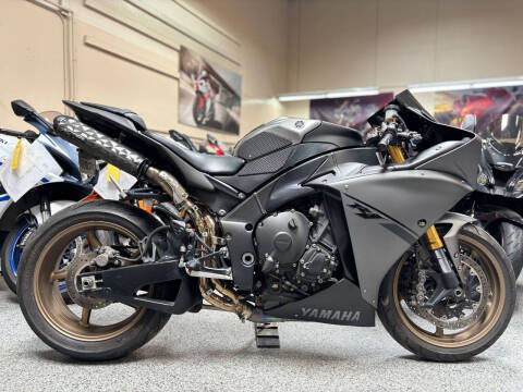 2013 Yamaha YZF-R1
