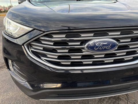 2019 Ford Edge Titanium