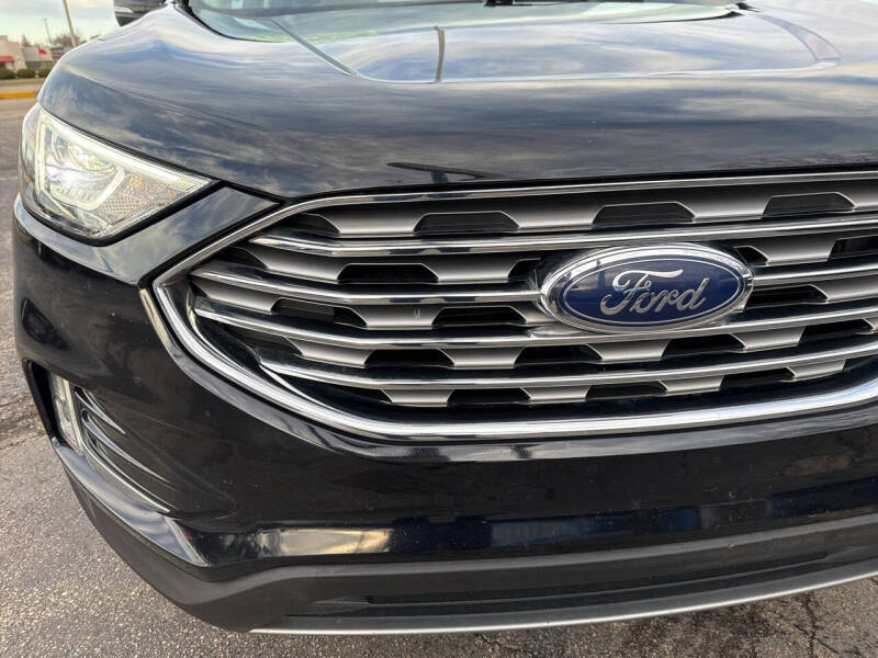 2019 Ford Edge Titanium