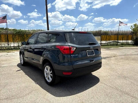 2019 Ford Escape S