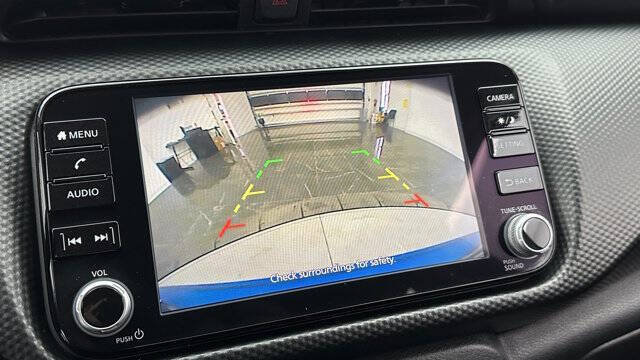 2022 Nissan Kicks SV