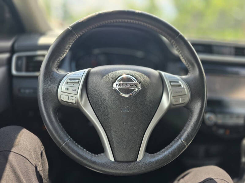 2016 Nissan Rogue SL