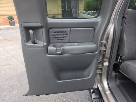 2003 Chevrolet Silverado 1500 LS
