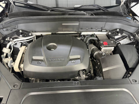 2020 Volvo XC90 T5 Momentum