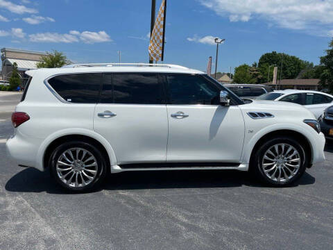 2017 Infiniti QX80