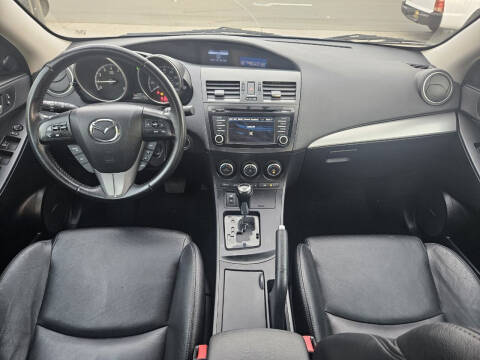 2013 Mazda MAZDA3 s Grand Touring