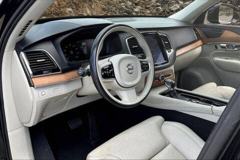 2019 Volvo XC90 T6 Inscription