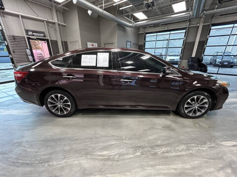 2018 Toyota Avalon XLE