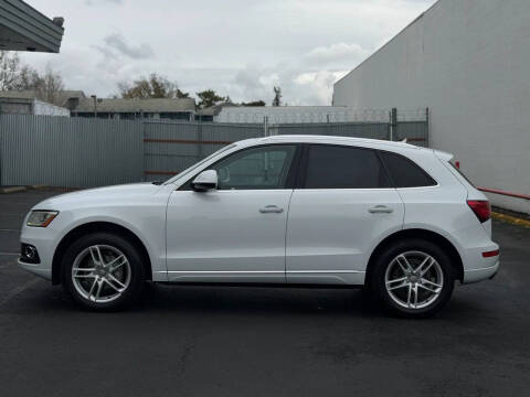 2016 Audi Q5 2.0T quattro Premium Plus