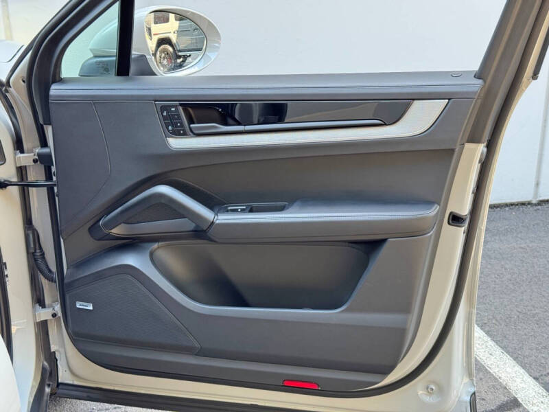 2025 Porsche Cayenne