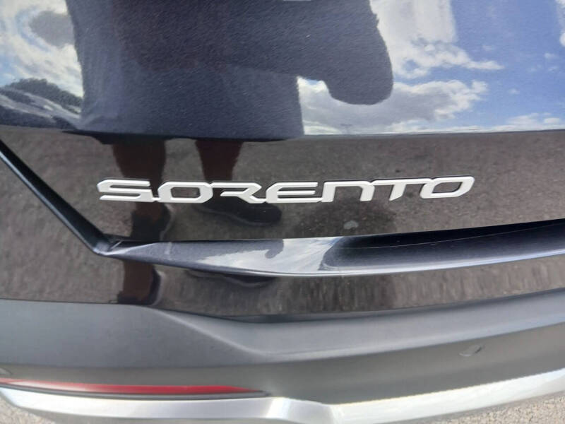 2025 Kia Sorento S