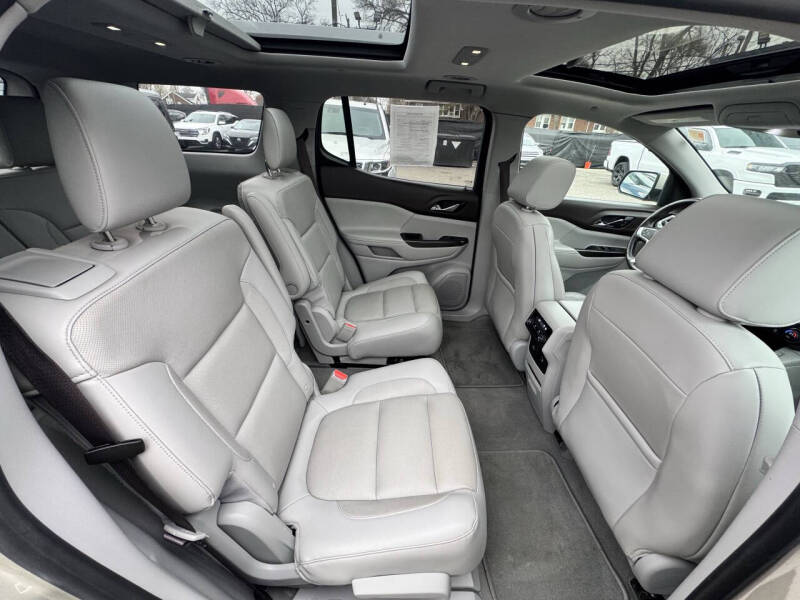 2017 GMC Acadia SLT-1