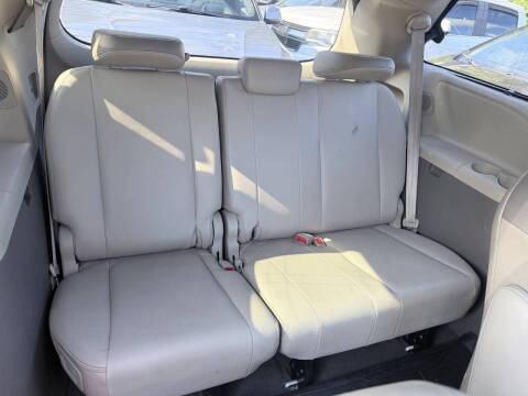 2011 Toyota Sienna Limited 7-Passenger