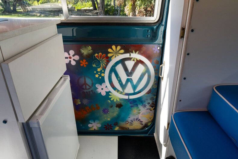 1973 Volkswagen Bus