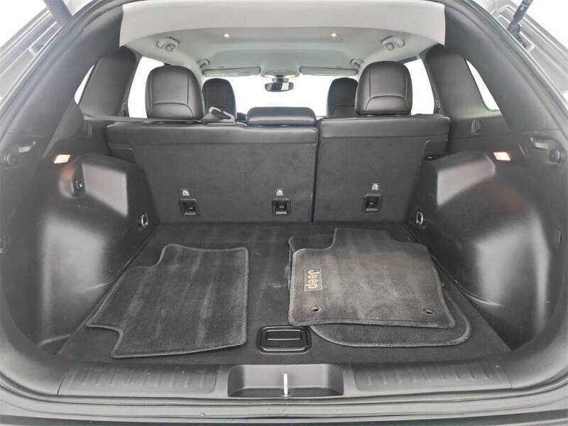 2019 Jeep Cherokee Altitude