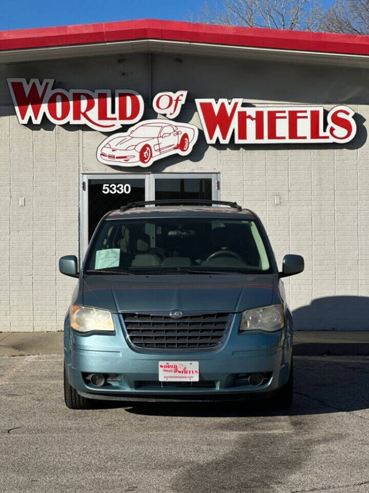 2009 Chrysler Town and Country for sale at World of Wheels in Des Moines, IA