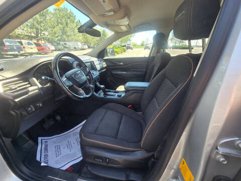 2019 GMC Acadia SLE-2