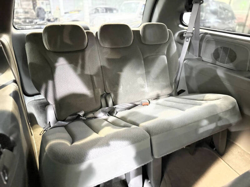 2006 Dodge Grand Caravan SE