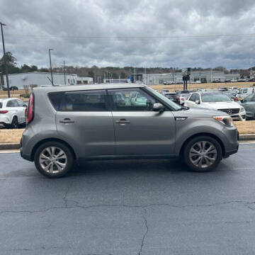 2016 Kia Soul +