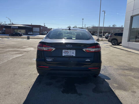 2020 Ford Fusion SE