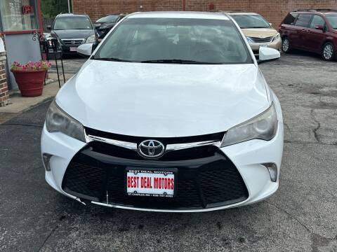 2017 Toyota Camry for sale at Best Deal Motors in Saint Charles MO