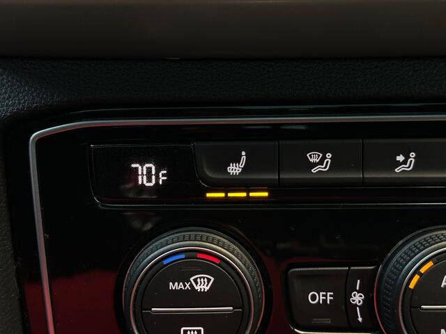 2022 Volkswagen Atlas Cross Sport V6 SE