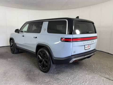 2022 Rivian R1S Launch Edition