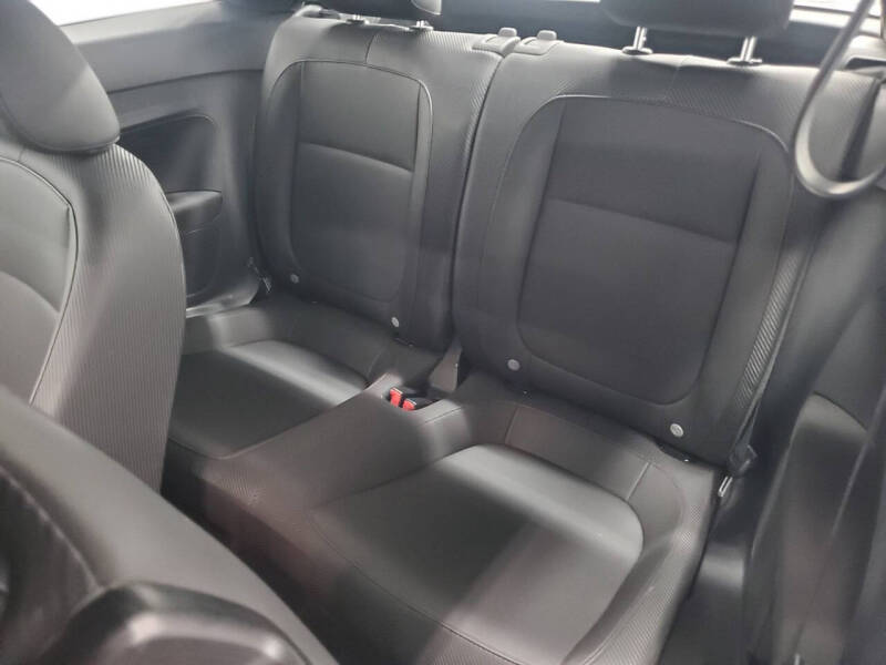 2016 Volkswagen Beetle 1.8T S PZEV