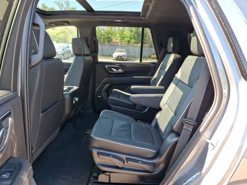 2022 GMC Yukon SLT