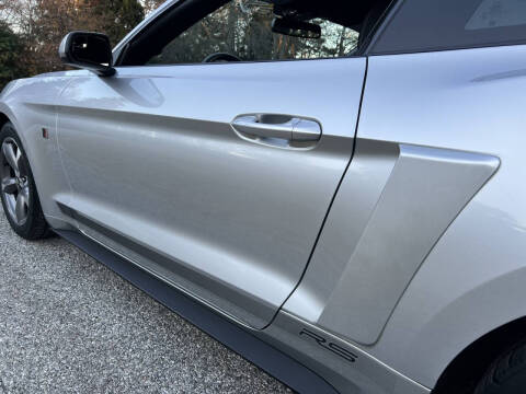 2015 Ford Mustang V6