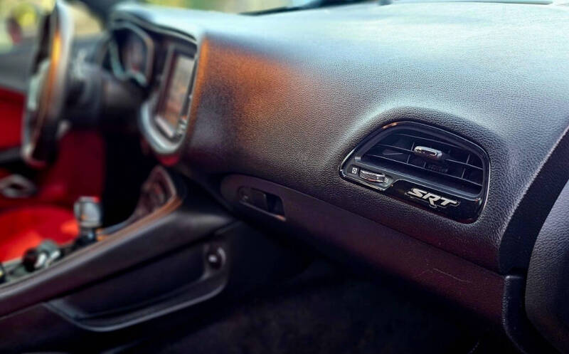 2015 Dodge Challenger SRT 392