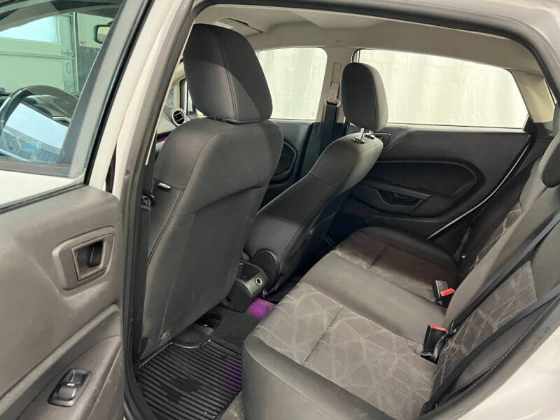 2011 Ford Fiesta SEL