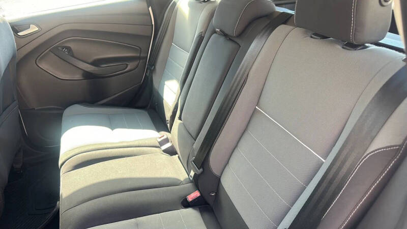 2015 Ford C-MAX Hybrid SE