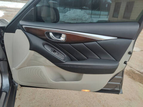 2018 Infiniti Q50 2.0T Luxe