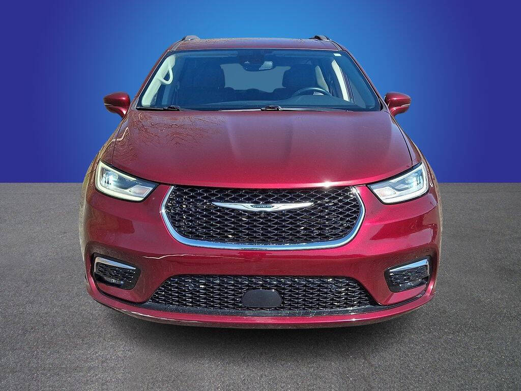 Dk. Red 2022 Chrysler Pacifica Touring L AWD Touring L 4dr Mini-Van 2