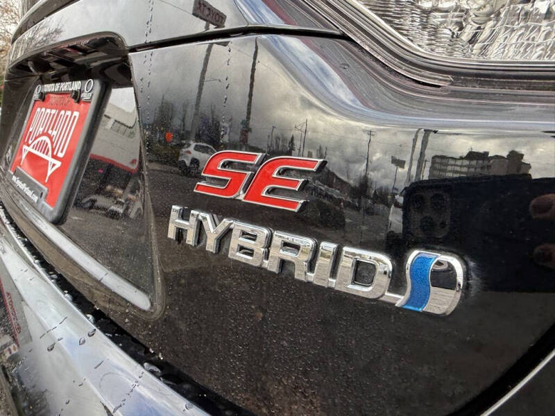 2023 Toyota Corolla Hybrid SE