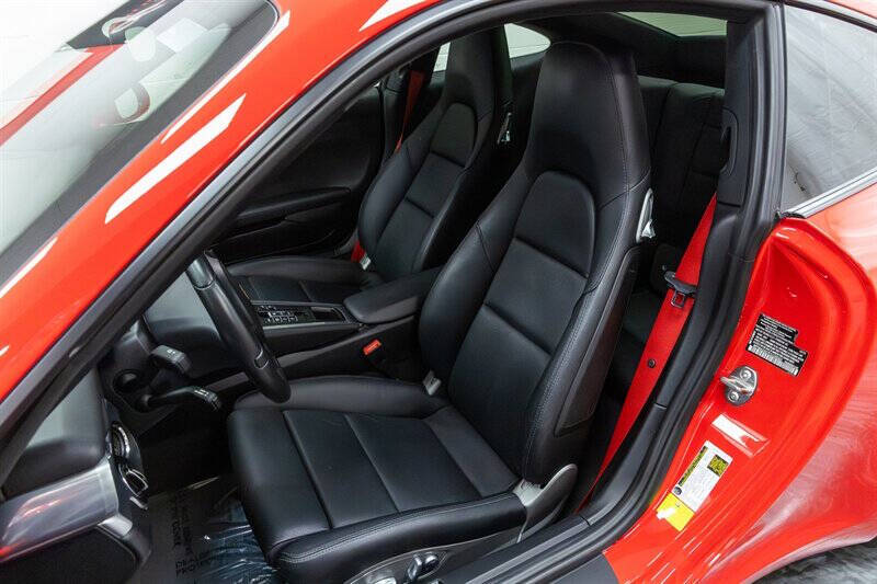 2015 Porsche 911 Carrera