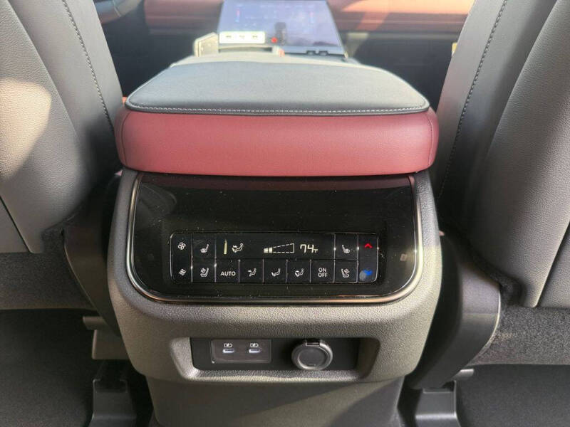 2025 Infiniti QX80 Autograph