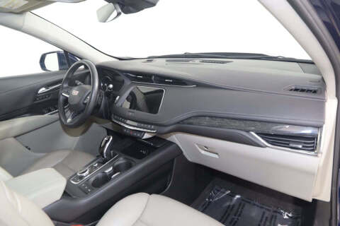 2020 Cadillac XT4 Premium Luxury