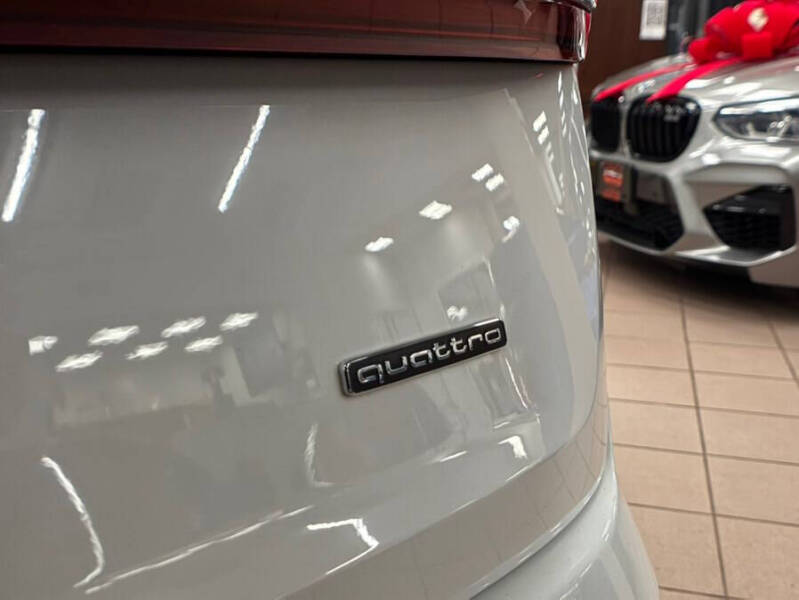 2022 Audi Q7 quattro Premium Plus 55 TFSI