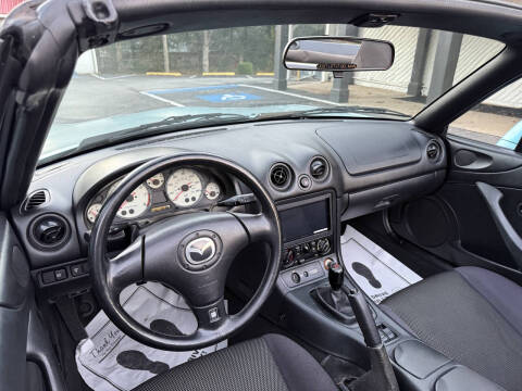 2001 Mazda MX-5 Miata