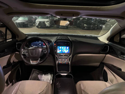 2019 Lincoln Nautilus Reserve