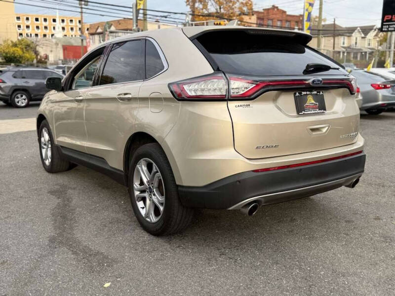 2018 Ford Edge Titanium