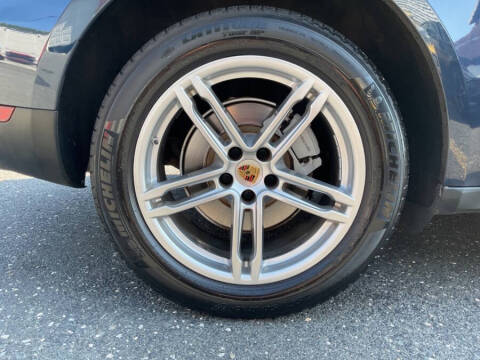 2015 Porsche Macan S